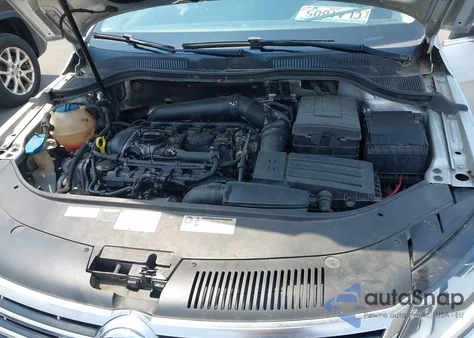 2015 Volkswagen Cc 2.0T Sport z USA, uszkodzony, nr VIN WVWBP7AN2FE803511